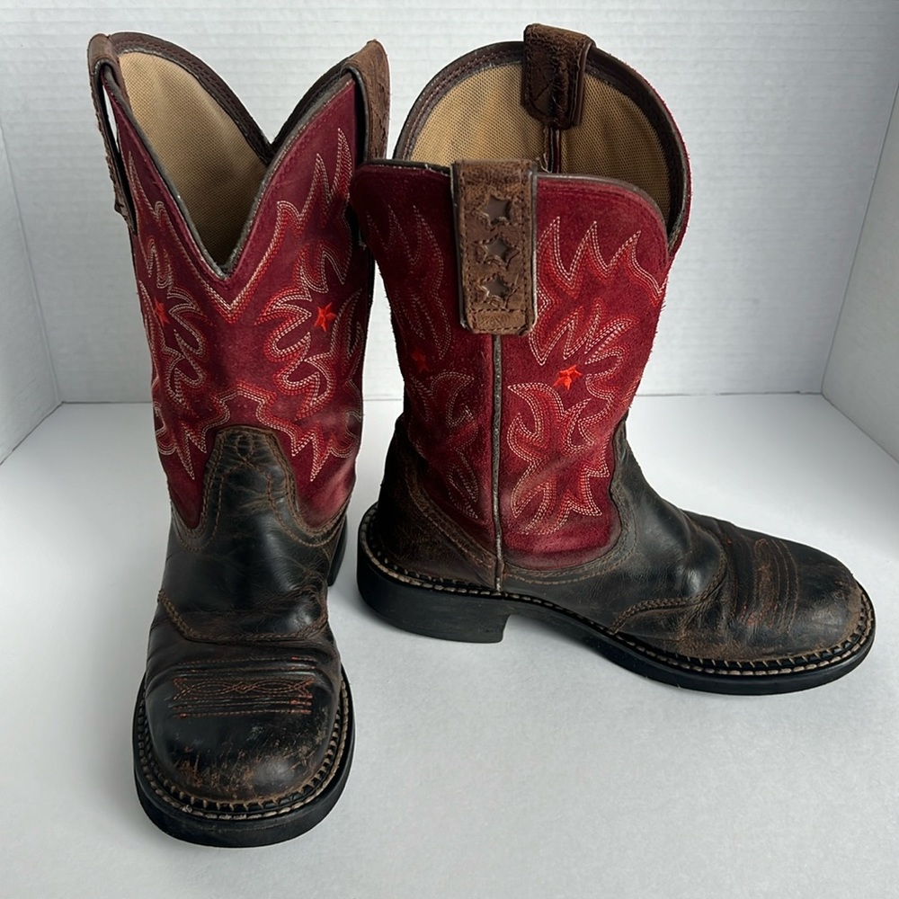 Ariat Ladies Probaby Round Toe Burgundy Cowgirl Boots